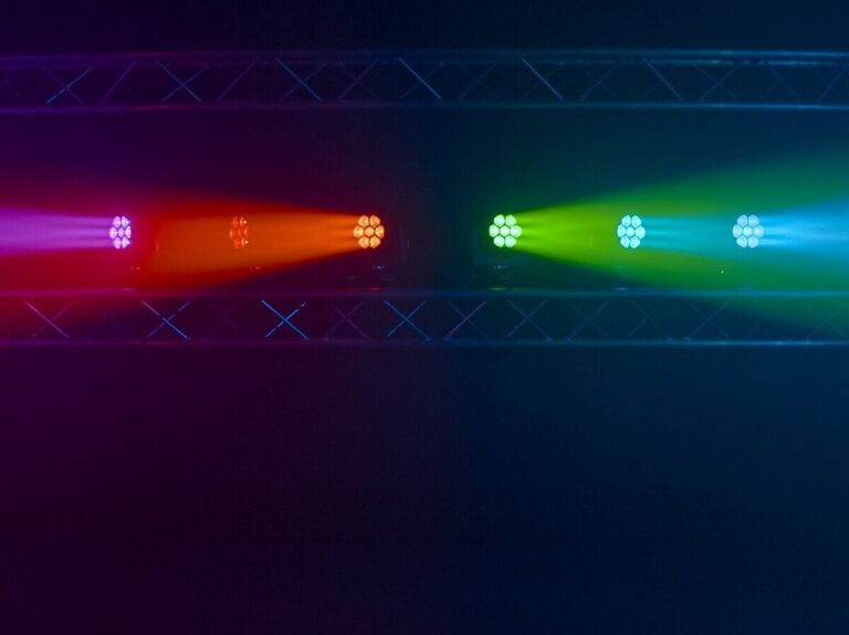 led batttery powered uplighting 1